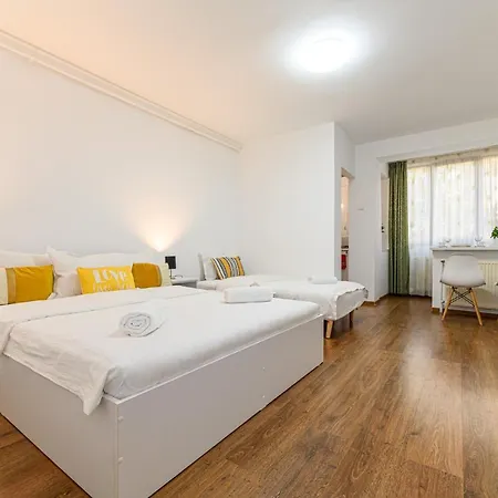 Jad Apartments - Spitalul Judetean Brasov アパート